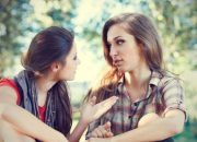 Arti Mimpi Berteman Dengan Musuh menurut Agama, Psikologi dan Primbon Jawa