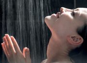 Arti Mimpi Mandi Dengan Seseorang menurut Agama, Psikologi dan Primbon Jawa