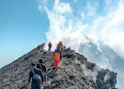 Arti Mimpi Berada Di Puncak Gunung menurut Agama, Psikologi dan Primbon Jawa