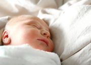 Arti Mimpi Diberakin Bayi menurut Agama, Psikologi dan Primbon Jawa